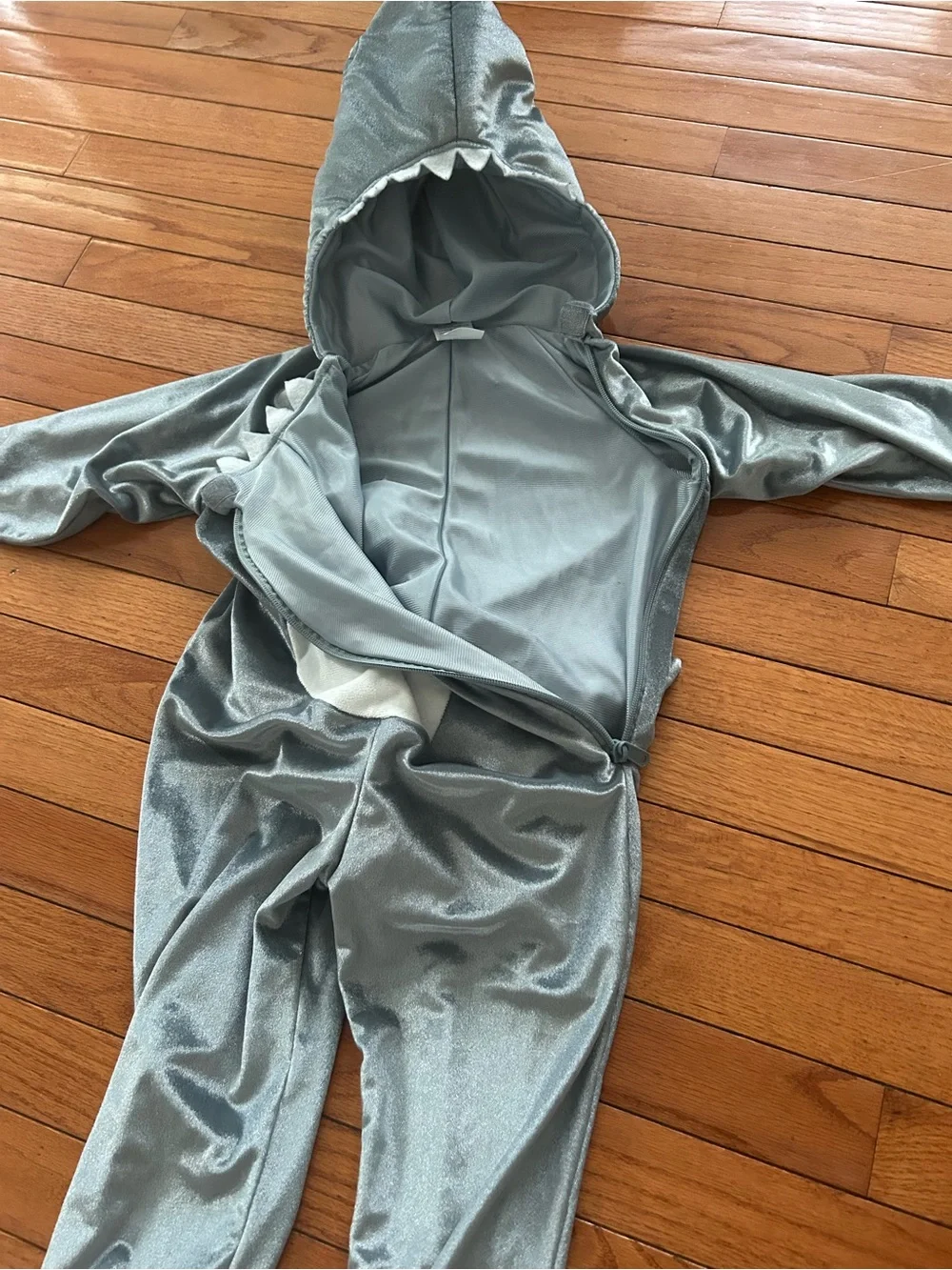 Hyde & EEK! Target Shark Costume Toddler 18-24M NWOT Halloween Jumpsuit